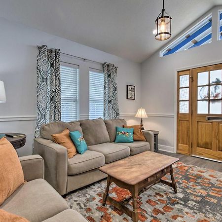 Downtown Ocean Springs Duplex With Aandc 1 Mi To Beach Buitenkant foto